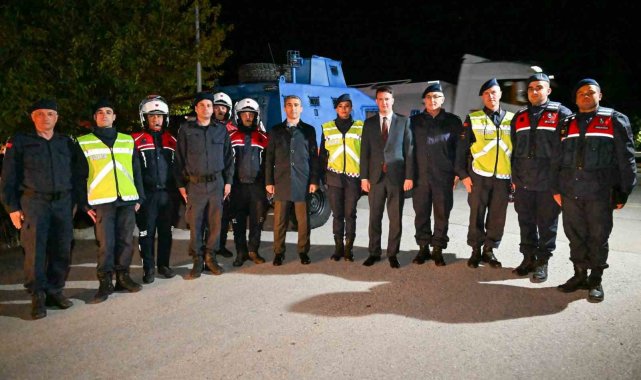Vali Aktaş jandarma uygulama noktasını ziyaret etti