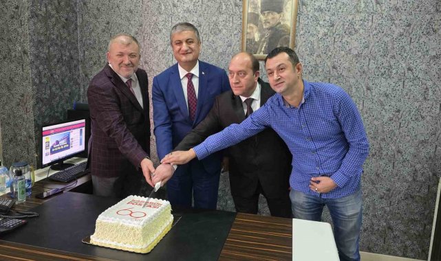 Vali Yavuz, Karabük Postası'nın 69. yılını kutladı