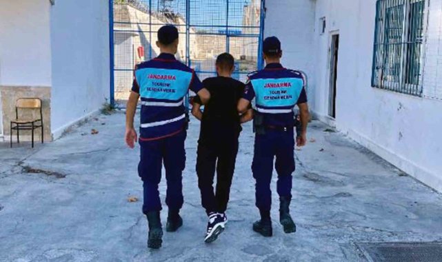 Yakalama kararı bulunan 2 şahıs yakalandı