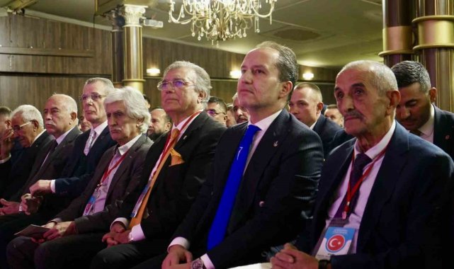 Yeniden Refah Partisi Genel Başkanı Erbakan: "İsrail nedeniyle yıllardan beri Orta Doğu'da kan var"