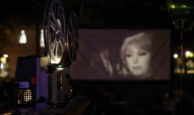 Yeşilçam Festivali'nde nostalji rüzgarı esti