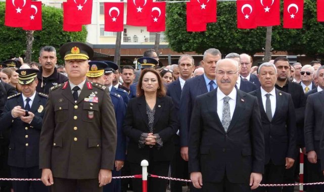 Adana'da hayat Ata için iki dakika durdu