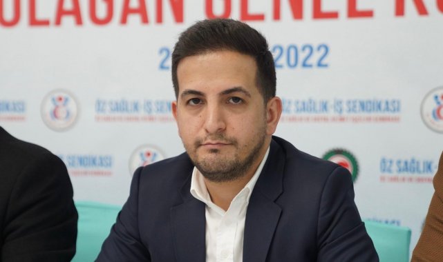 Aküzüm, öğretmenler gününü kutladı