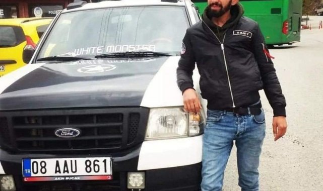 Artvin'de trafik kazası: 1 ölü, 4 yaralı
