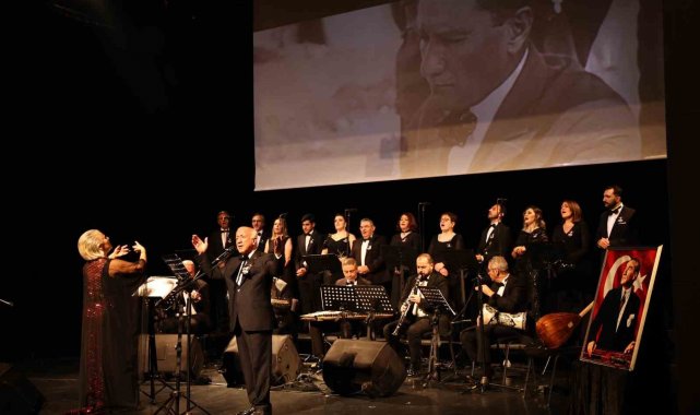 Atatürk Nilüfer'de sevdiği şarkılarla anıldı
