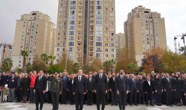 Atatürk'ün 86. ölüm yıldönümü Ataşehir'de saygı ile anıldı