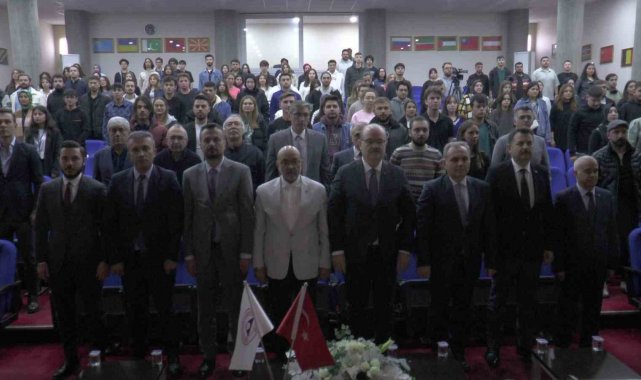 Bakan Yardımcısı Çam: "Gençler zorlu bir dönemin oyuncuları ama büyük fırsatlarla karşı karşıyalar"