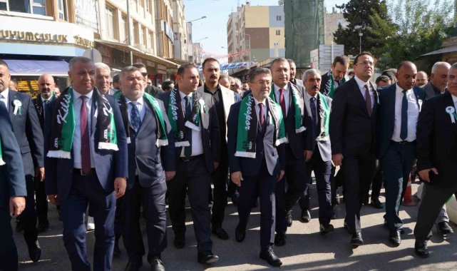 Bakan Yumaklı, Kilis'te zeytin festivaline katıldı