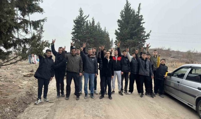 Balıkesir Ülkü Ocakları, Milli Ağaçlandırma Günü'nde Türk Gençliğiyle ağaç dikti