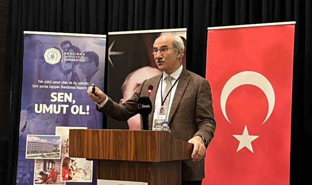 Bandırma'da Marmara Denizi'nin korunması için 'Mar Pina ve Mar Çay' projeleri kapsamında önemli toplantı