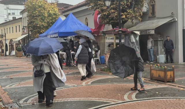 Bartın'da fırtına ve rüzgar etkili oldu