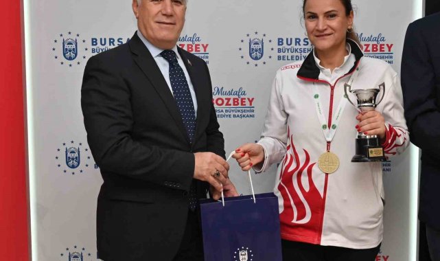Başkan Bozbey, dünya şampiyonu Dilek Yavaş'ı ağırladı