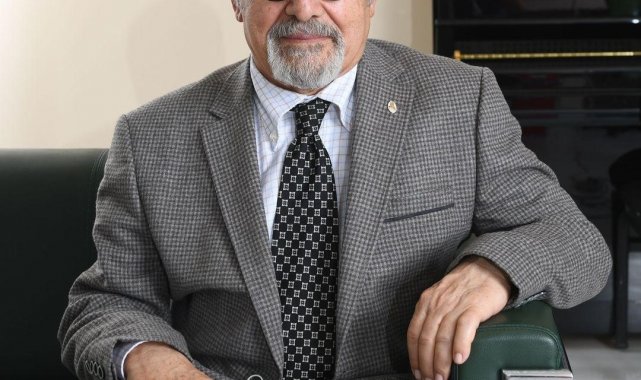 Başöğretmen Atatürk Onur Ödülü Prof. Dr. Naci Görür'e verilecek