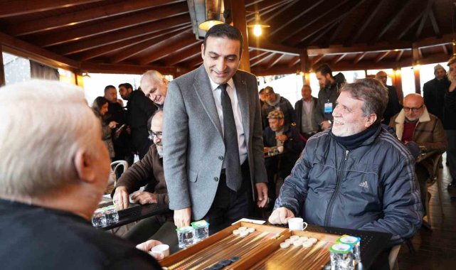 Beyoğlu'nda emekliler Tavla Turnuvası'nda yarıştı
