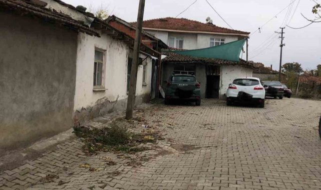 Biga'da kardeş kavgası cinayetle bitti: Abisini boğarak öldürdü