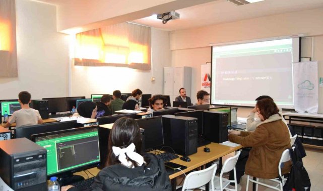 Bilecik'te 'Mobil Uygulama Geliştirme ve Kodlama' eğitimi düzenlendi