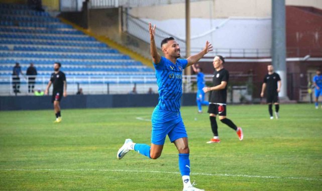 Bucaspor 1928'in attığı gollerin yarısı Yasin Öztekin'den