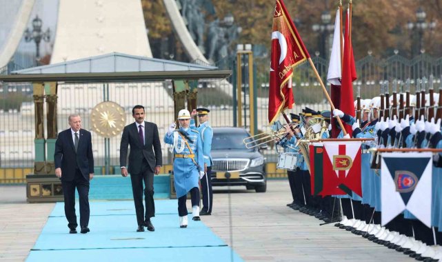 Cumhurbaşkanı Erdoğan, Katar Emiri El Sani'yi resmi törenle karşıladı