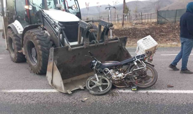 Elazığ'da iş makinesi ile motosiklet çarpıştı: 1 ölü