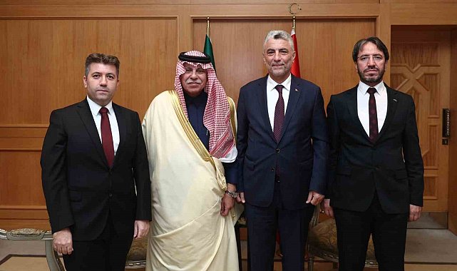 Gaziantepli halıcılar Suudi Bakan Al-Kassabi'yle görüştü