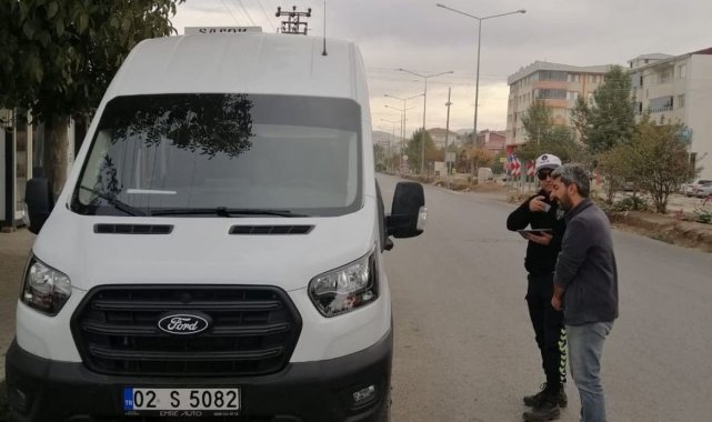Gölbaşı'nda okul servisi denetimi gerçekleştirildi