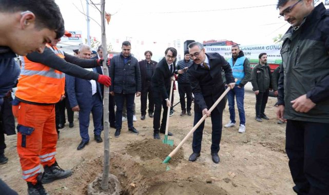 İnegöl'de fidanlar toprakla buluştu