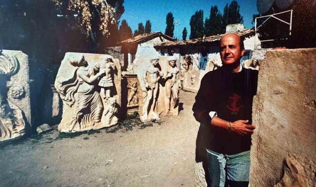 Karacasu Belediyesi, Afrodisias'ı gün yüzüne çıkaran Kenan Erim'i unutmadı