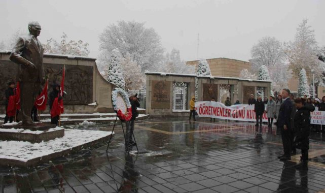 Kayseri İl Milli Eğitim Müdürü Esen: "Erdemli toplum erdemli insanların elinde yetişir"