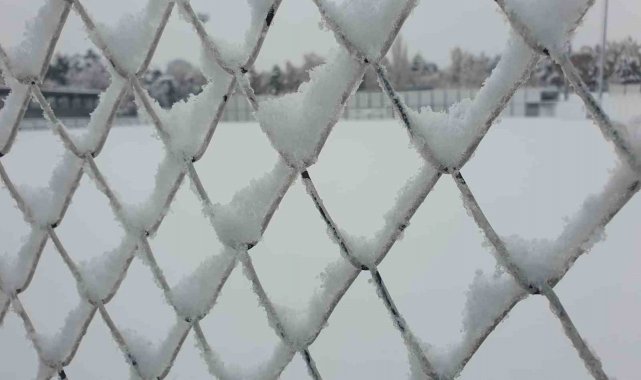 Kayseri'de amatör maçlara kar engeli