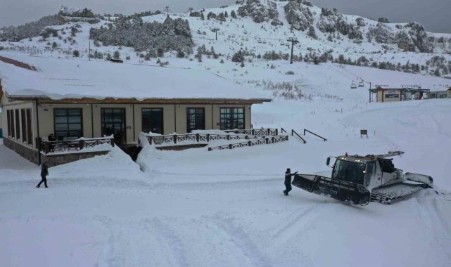 Keltepe Kayak Merkezi açılışa hazırlanıyor