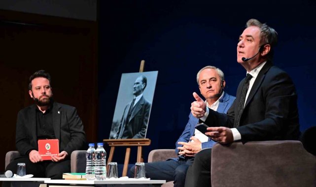Kepez Forum'da Sinan Meydan ile Atatürk, kadın ve çocuk söyleşisi