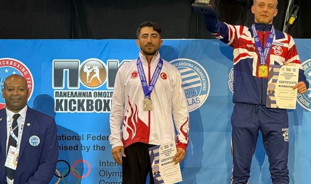 Kick Boks Büyükler Avrupa Şampiyonasında ETÜ'lü sporcudan gümüş madalya