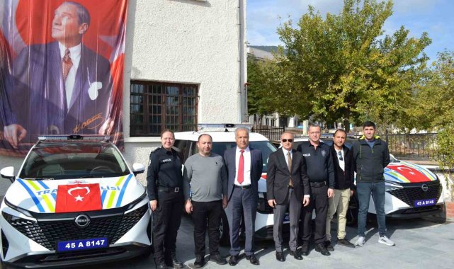 Kırkağaç İlçe Emniyet Müdürlüğüne 3 yeni araç