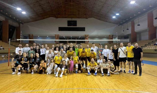 Kocaeli Pusula Spor Kulübü'nden Doğu Anadolu'ya eğitim desteği