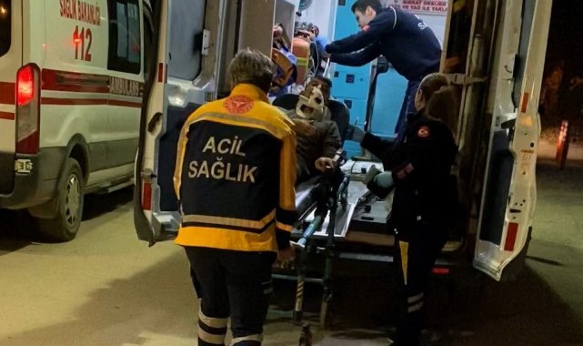 Kontrolden çıkan otomobil şarampole yuvarlandı: 2 yaralı
