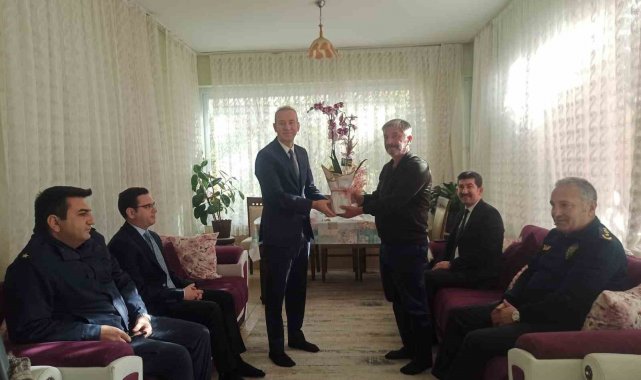 Köyceğiz'de şehit babası emekli öğretmen Uysal unutulmadı