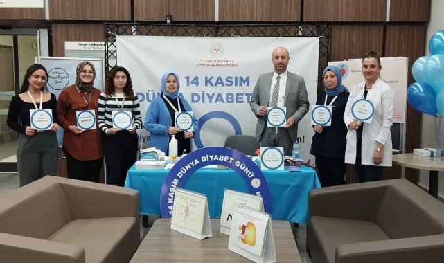 Kütahya Şehir Hastanesi'nde diyabet tarama standı