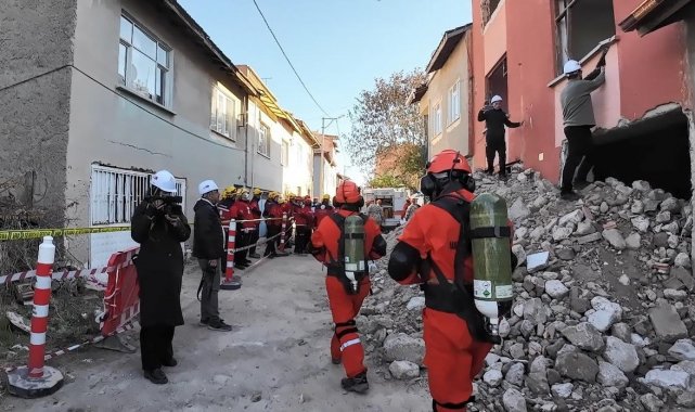 Kütahya'da deprem tatbikatı