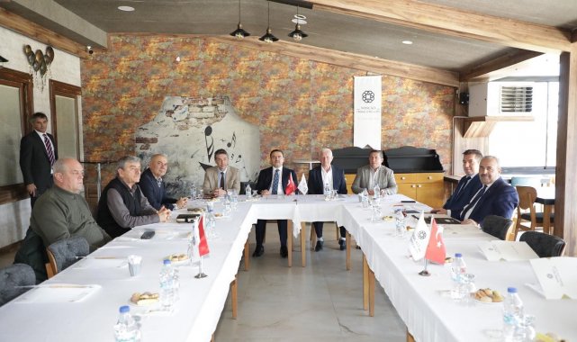 Kütahya'nın turizm potansiyeli masaya yatırıldı