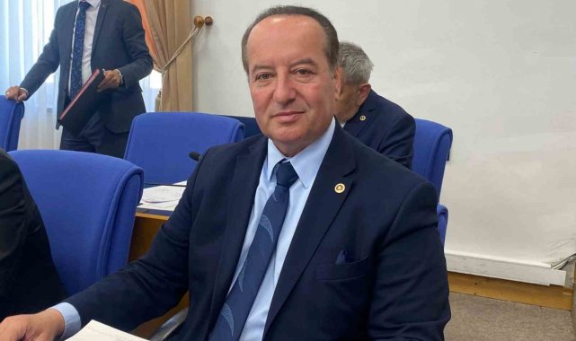 Milletvekili Akay, Karabük'ün sorunlarını Bakan Bak'a iletti