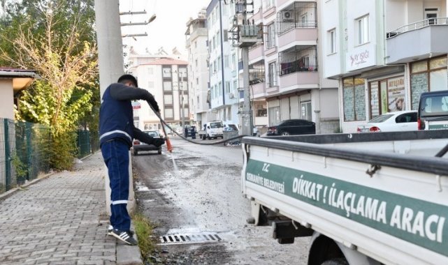 Osmaniye'de rögarlarda ilaçlama çalışması