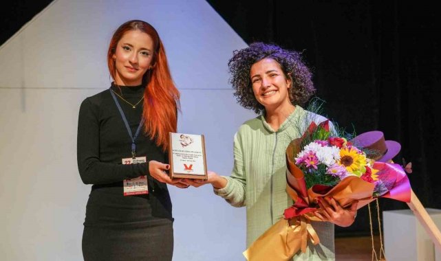 "Kalbimdeki Pervane" Ankaralı minik tiyatroseverlerle buluştu