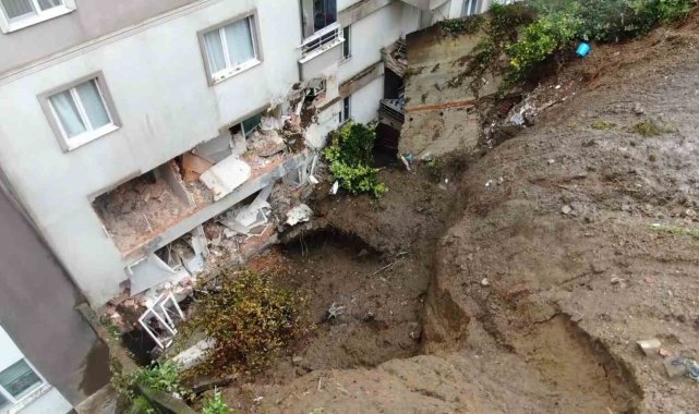 Rize'deki heyelanda kahreden detay