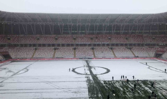 Sivasspor, Kasımpaşa maçının oynanmasına karar verildi