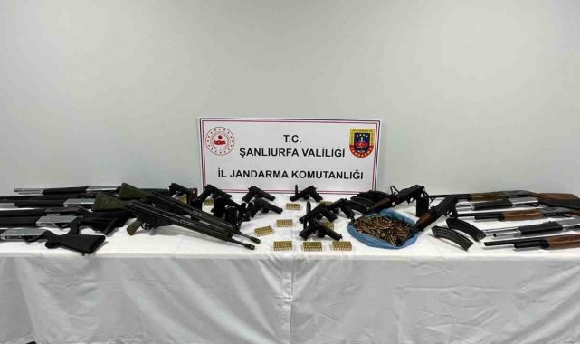 Siverek'te silah ve uyuşturucu tacirlerine darbe