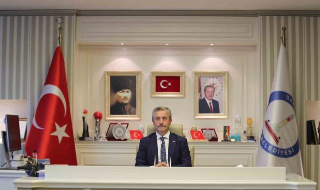 Tahmazoğlu, Öğretmenler Günü'nü kutladı
