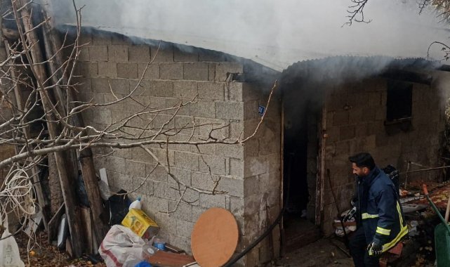 Van'da tandır evi yangını