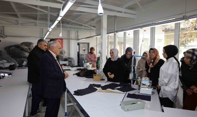 Yahyalı Belediyesi Tekstil Fabrikası için eğitim kursu açtı