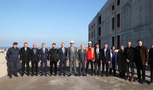 50 yataklı hastanede inşaat sürüyor