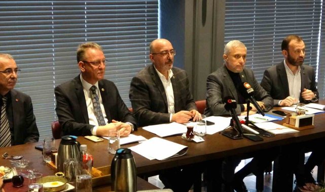 AK Parti Kütahya İl Başkanı Önsay: "Kütahya'da 2002'de 11 bin kişinin çalıştığı bir sanayi sektörü vardı, bugün bu sayı 50 bine ulaştı"